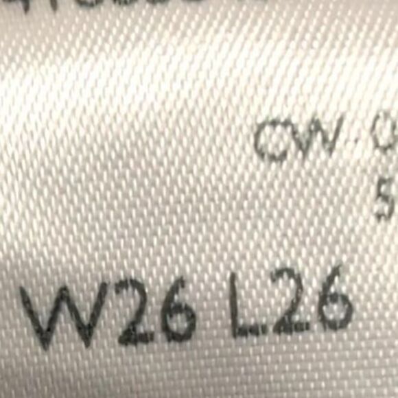 Levi's 501 Women's Original Cropped & Distressed Jeans - Size 26x26" - Picture 4 of 4